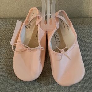 NWT - Ballet Freestyle Shoes "Pink" US Size 13